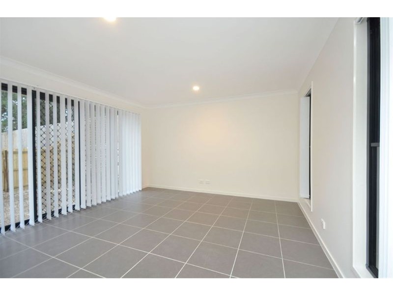 12 Adam Court, Kallangur QLD 4503