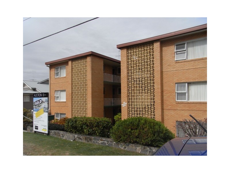 2/35 Langside Street, Hamilton QLD 4007