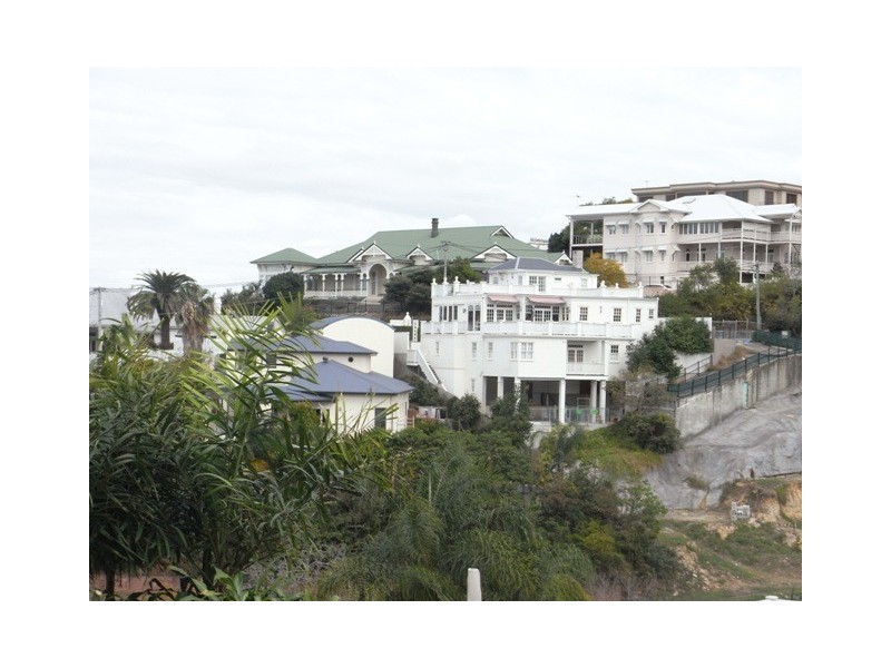 2/35 Langside Street, Hamilton QLD 4007