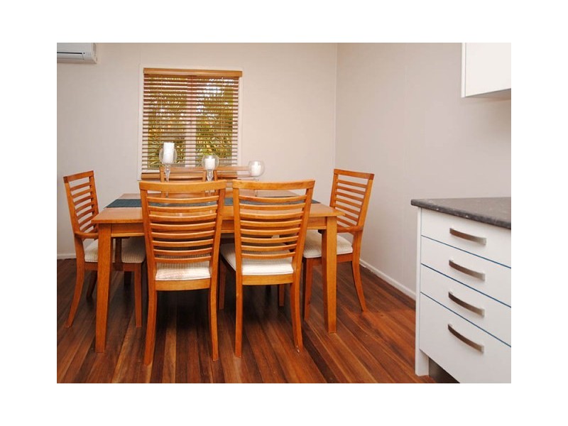 19 Alkoomi Avenue, Ferny Hills QLD 4055