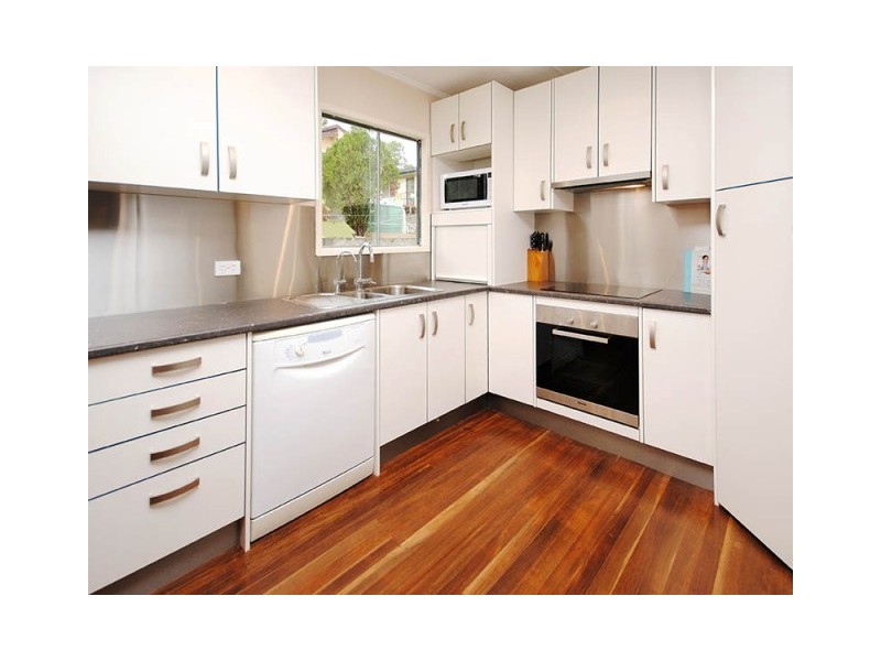 19 Alkoomi Avenue, Ferny Hills QLD 4055