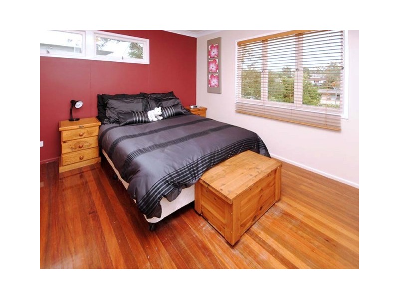 19 Alkoomi Avenue, Ferny Hills QLD 4055