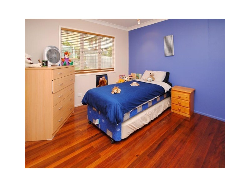 19 Alkoomi Avenue, Ferny Hills QLD 4055