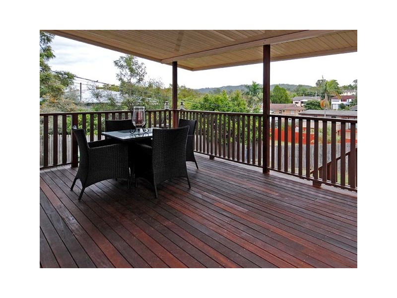 19 Alkoomi Avenue, Ferny Hills QLD 4055