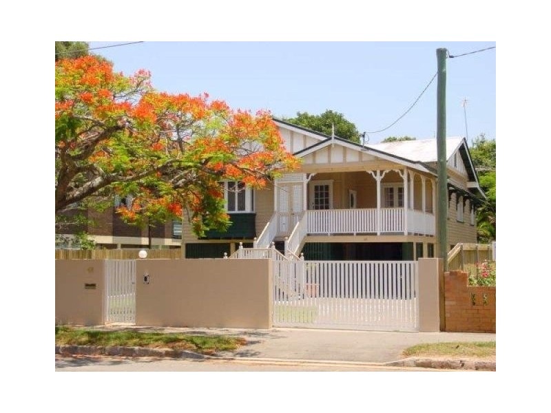 48 Racecourse Road, Hamilton QLD 4007