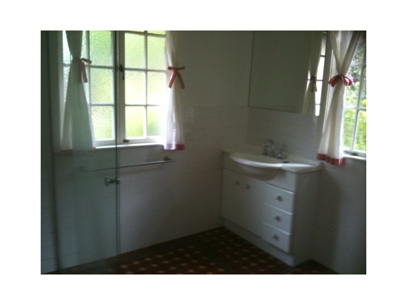 48 Racecourse Road, Hamilton QLD 4007