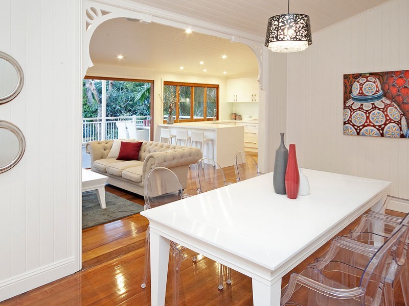 8 Nelson Street, Wooloowin QLD 4030