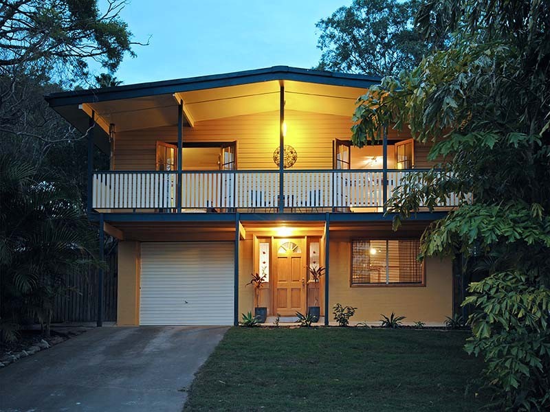 4 Wallaroy Court, Ferny Hills QLD 4055