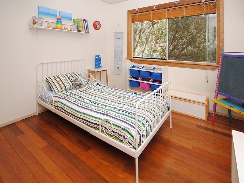 4 Wallaroy Court, Ferny Hills QLD 4055