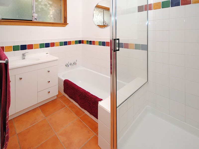 4 Wallaroy Court, Ferny Hills QLD 4055