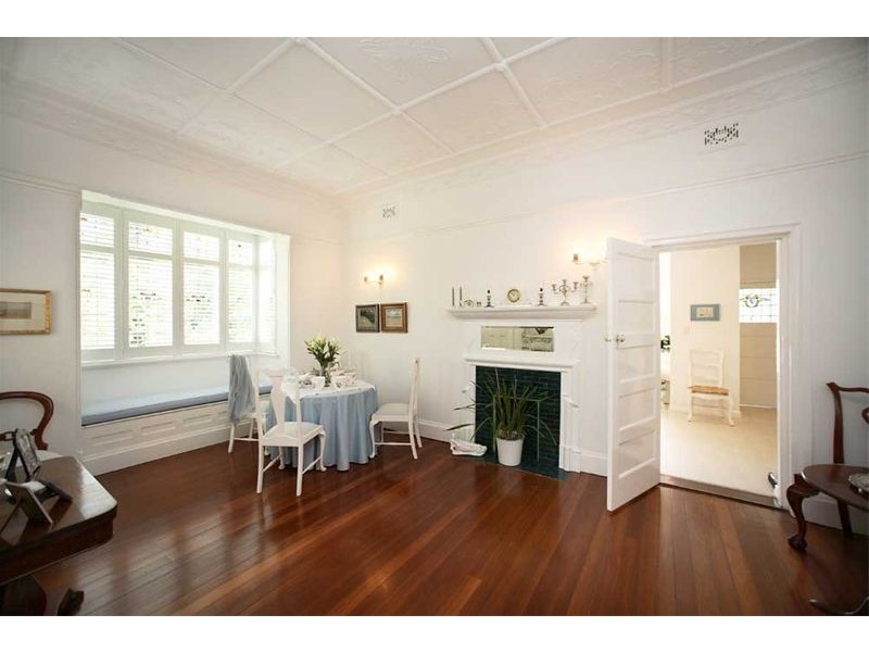 73 Riverview Terrace, Hamilton QLD 4007