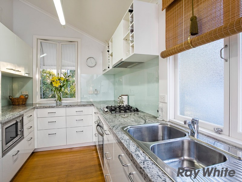 4 Dennison Street, Ascot QLD 4007