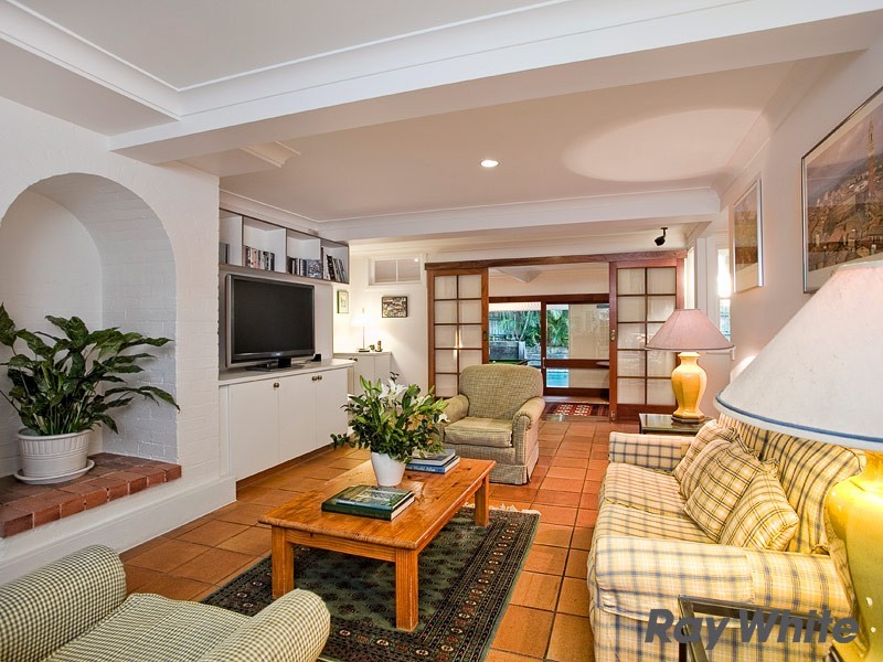 4 Dennison Street, Ascot QLD 4007