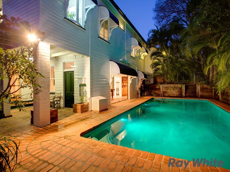 4 Dennison Street, Ascot QLD 4007