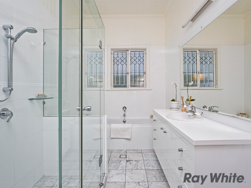 4 Dennison Street, Ascot QLD 4007