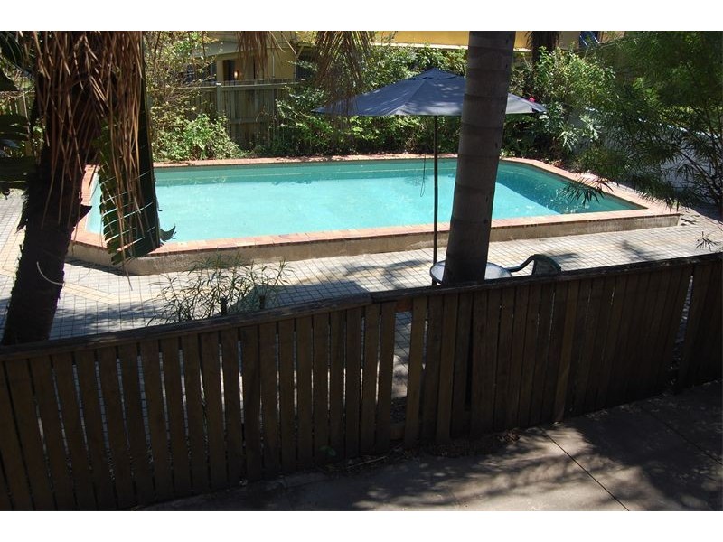 13/256 Kingsford Smith Drive, Hamilton QLD 4007