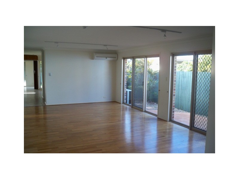 9 Lilley Street, Hendra QLD 4011