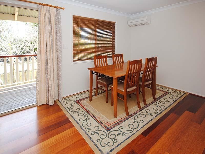 4 Shaw Road, Wooloowin QLD 4030