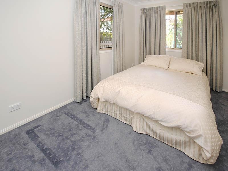 4 Shaw Road, Wooloowin QLD 4030