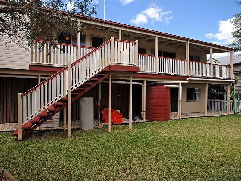 4 Shaw Road, Wooloowin QLD 4030