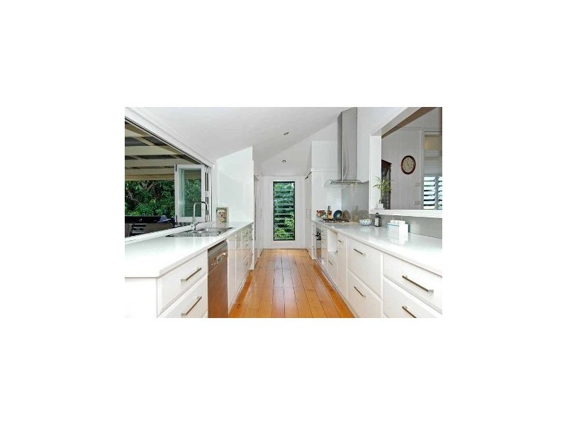 12 Dawson Street, Wooloowin QLD 4030