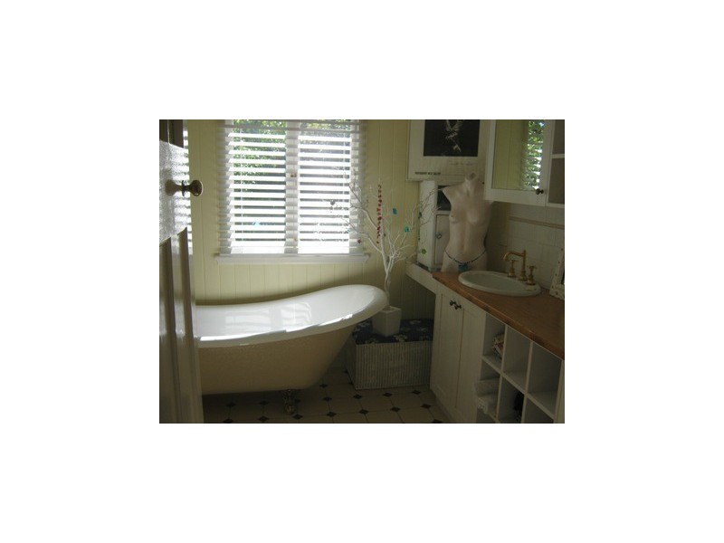 111 Crosby Road, Ascot QLD 4007