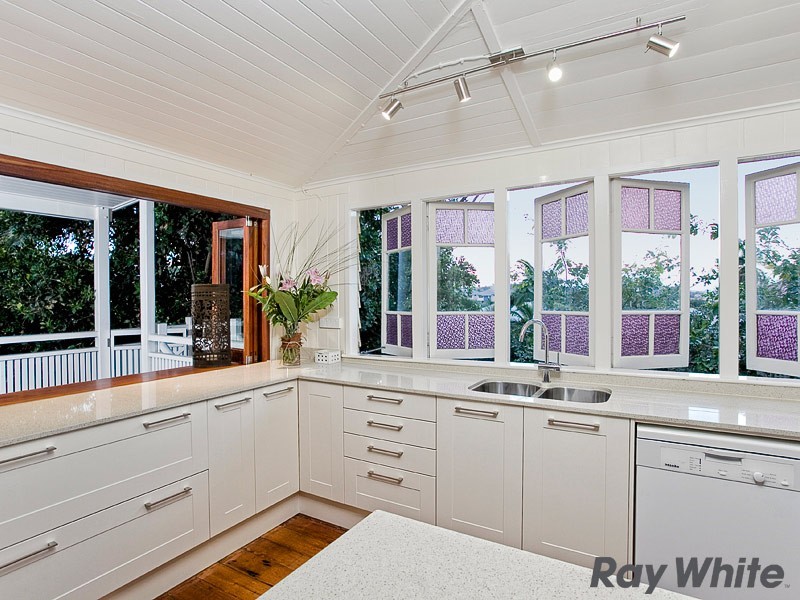 48 Sixth Avenue, Windsor QLD 4030
