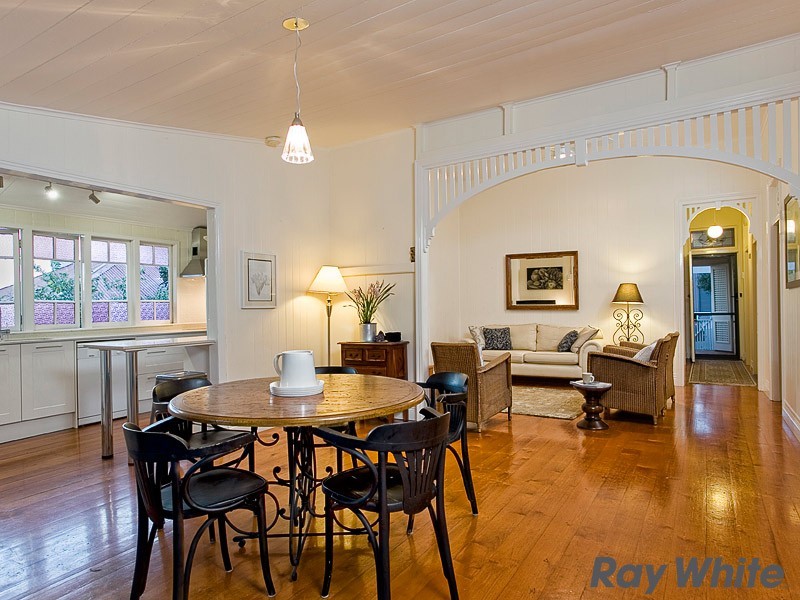 48 Sixth Avenue, Windsor QLD 4030