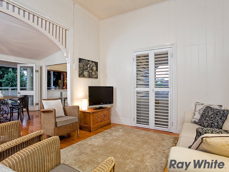 48 Sixth Avenue, Windsor QLD 4030