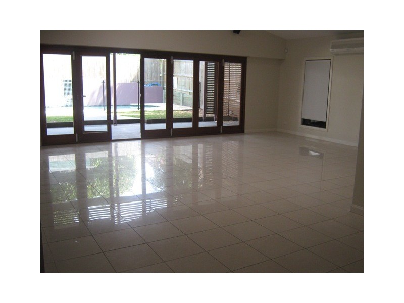 24 Armentieries Street, Kedron QLD 4031