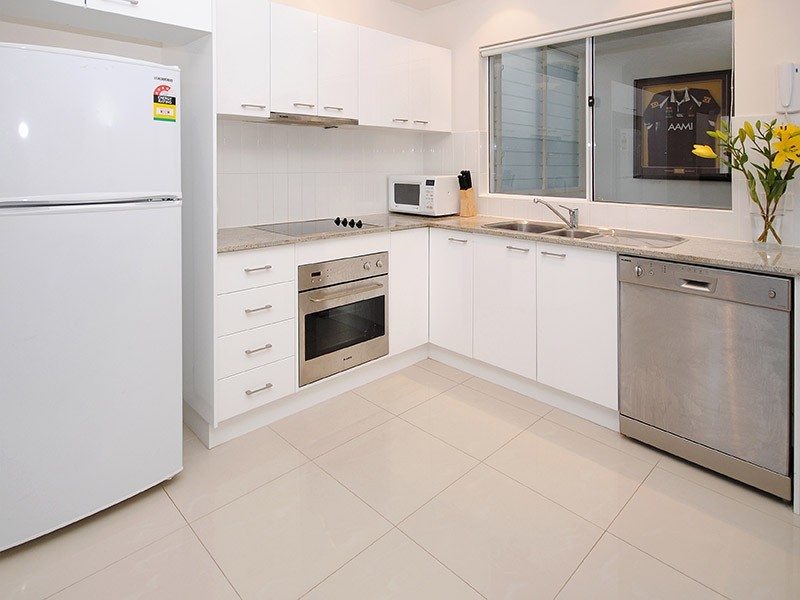 2/46 Nellie Street, Nundah QLD 4012