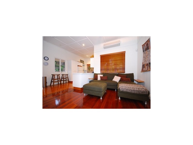 6 Arran Avenue, Hamilton QLD 4007