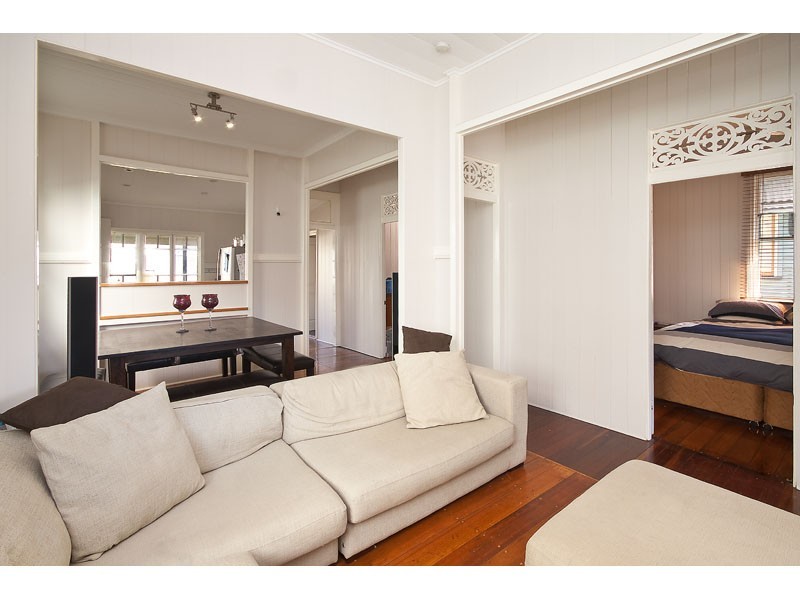 8 Geelong Street, East Brisbane QLD 4169