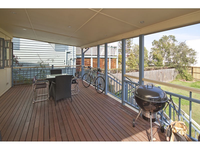 8 Geelong Street, East Brisbane QLD 4169