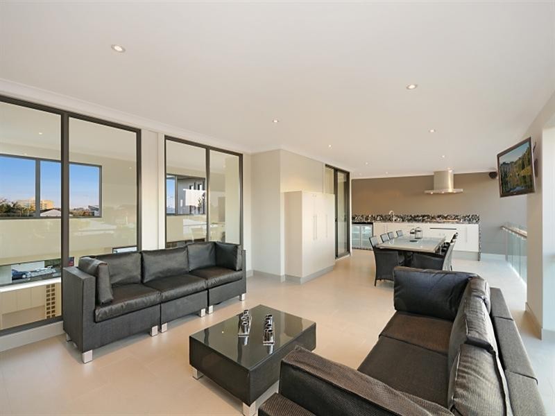 26-30 Stevenson Street, Ascot QLD 4007