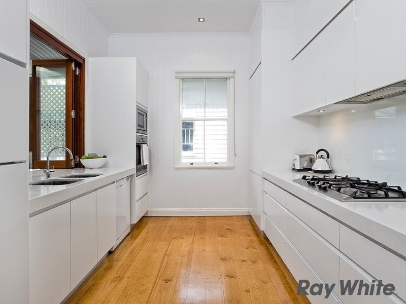 14 Hetherington Street, Herston QLD 4006