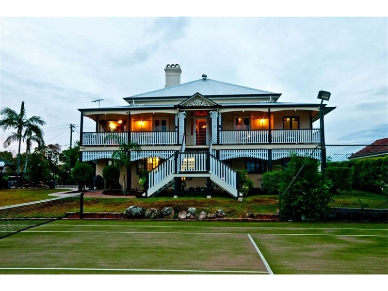 21 Dawn Street, Kedron QLD 4031