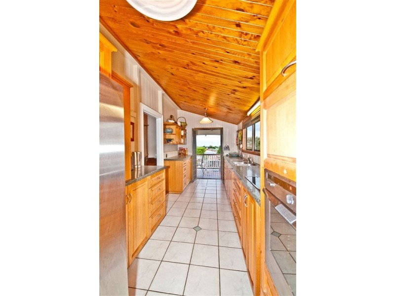 21 Dawn Street, Kedron QLD 4031