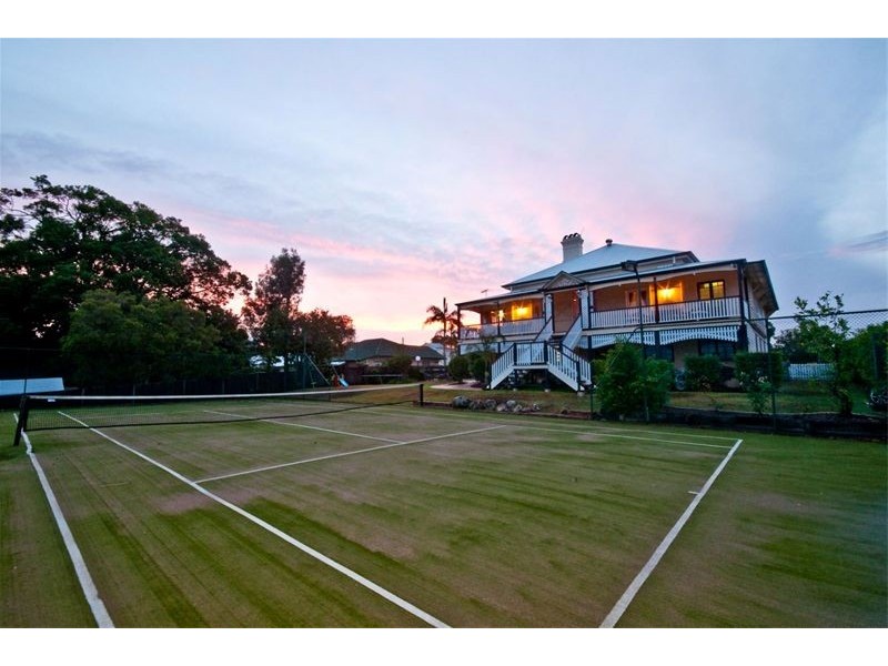 21 Dawn Street, Kedron QLD 4031