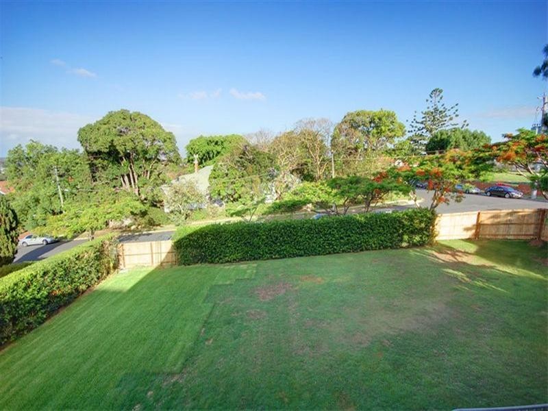 28 Enderley Road, Clayfield QLD 4011