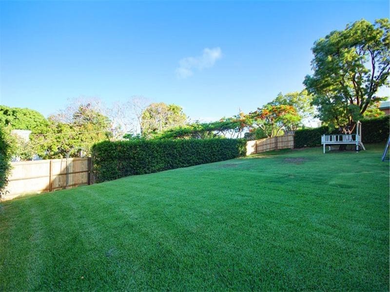 28 Enderley Road, Clayfield QLD 4011