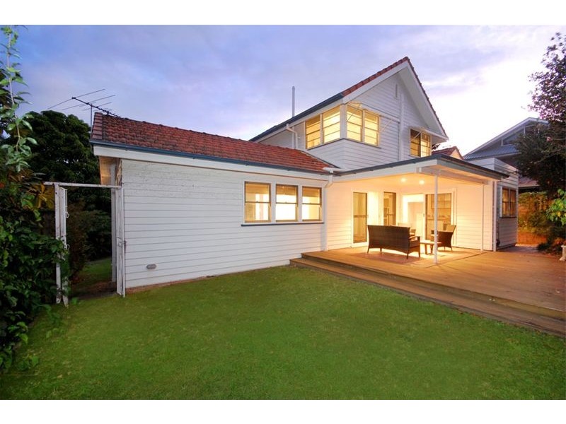 11 Inverness Street, Ascot QLD 4007