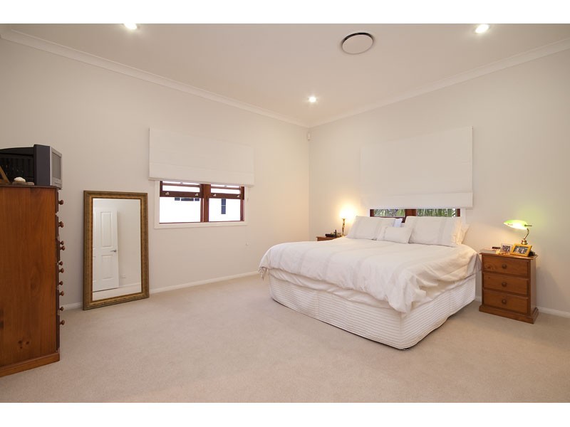 21 Mein Street, Hendra QLD 4011