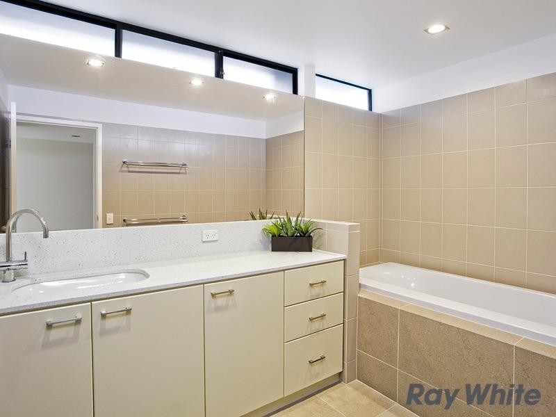 118 Main Avenue (Via Jessop Street), Windsor QLD 4030