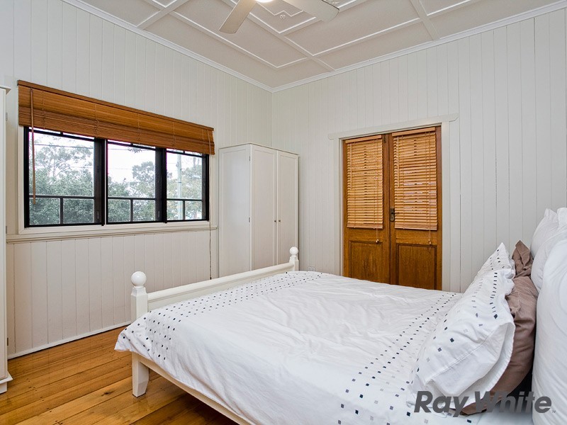 22 Ashbolt Street, Wooloowin QLD 4030