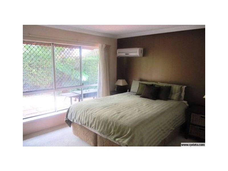 2/27 Dobson Street, Ascot QLD 4007