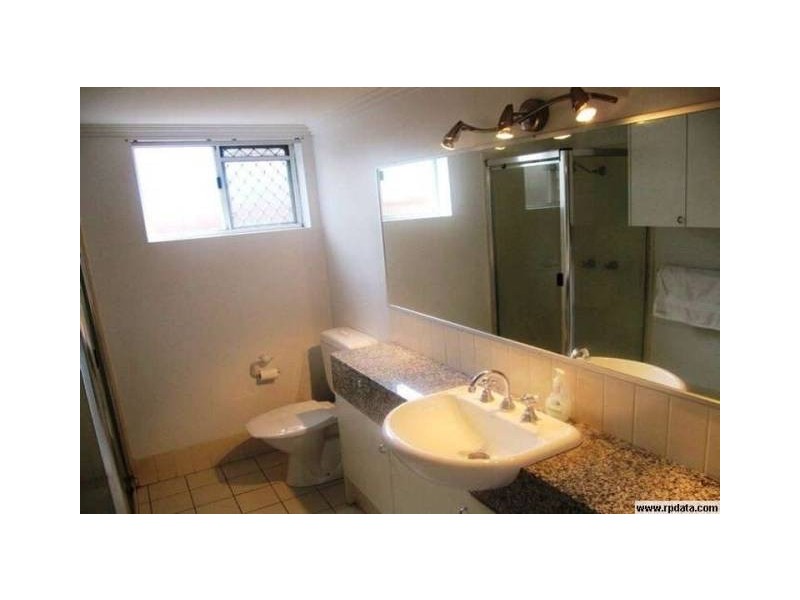 2/27 Dobson Street, Ascot QLD 4007