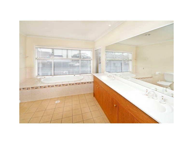 17 Kitchener Road, Ascot QLD 4007