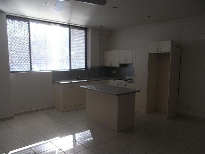 2/110 Kingsford Smith Drive, Hamilton QLD 4007