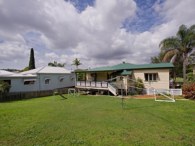 11 Carberry Street, Grange QLD 4051